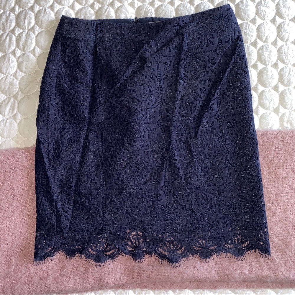 Navy lace skirt - Loft (4p)